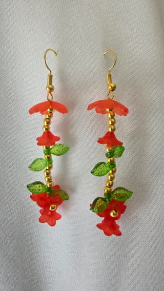 Orecchini Fiori Rossi e Foglie Verdi