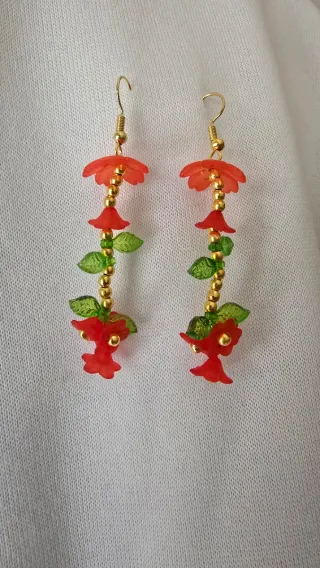 Orecchini Fiori Rossi e Foglie Verdi