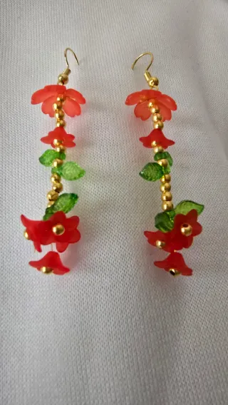 Orecchini Fiori Rossi e Foglie Verdi