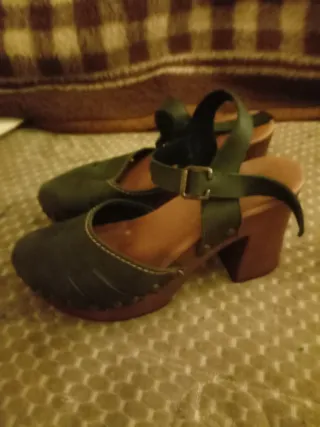 Zapatos de piel Lisa Brentel tacón plataforma