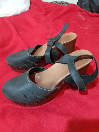 Zapatos de piel Lisa Brentel tacón plataforma