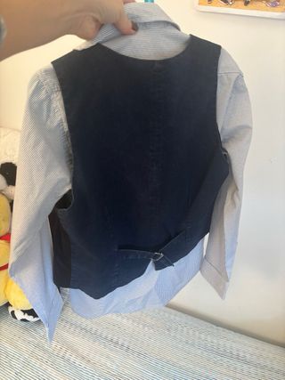 Pantalones negros con detalles