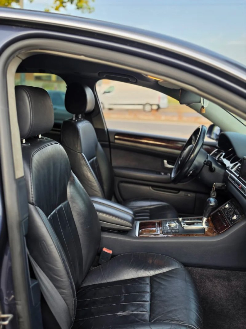 Audi A8 2005, foto 8