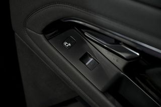 Land-Rover Range Rover Evoque   2.0 D150 SE AUTO 4WD MHEV