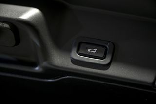 Land-Rover Range Rover Evoque   2.0 D150 SE AUTO 4WD MHEV