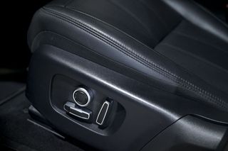 Land-Rover Range Rover Evoque   2.0 D163 AUTO 4WD MHEV