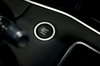 Land-Rover Range Rover Evoque   2.0 D163 AUTO 4WD MHEV