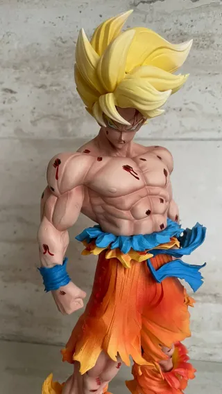 Action Figure Dragon Ball Goku SSJ