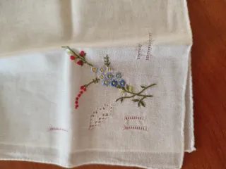 Fazzoletti vintage ricamati