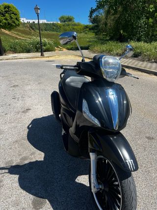 Piaggio Beverly 300 Police ABS ASR