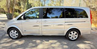 Mercedes-Benz Viano 2010 ADAPTADA con elevador PMR