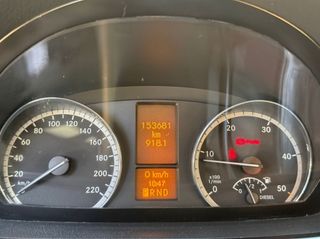 Mercedes-Benz Viano 2010 ADAPTADA con elevador PMR