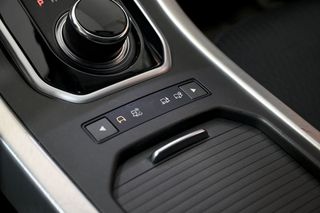 Land-Rover Range Rover Evoque   2.0L TD4 Diesel 110kW 150CV 4x4 SE