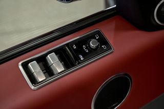 Land-Rover Range Rover Sport   5.0 V8 423kW 575CV SVR Carbon Edition