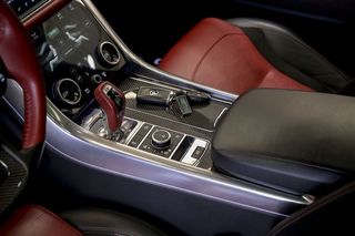 Land-Rover Range Rover Sport   5.0 V8 423kW 575CV SVR Carbon Edition