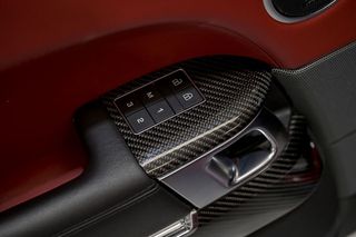 Land-Rover Range Rover Sport   5.0 V8 423kW 575CV SVR Carbon Edition