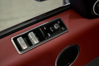 Land-Rover Range Rover Sport   5.0 V8 423kW 575CV SVR Carbon Edition