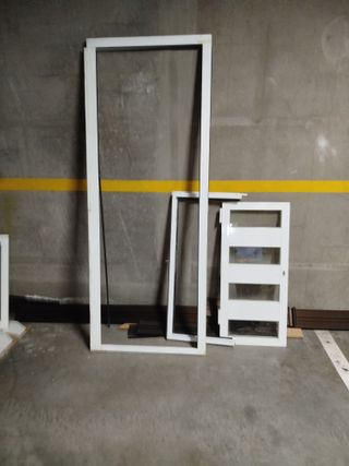 Puerta y ventana aluminio a juego