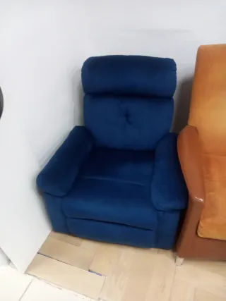 Butaca moderna cuero marrón