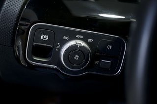 Mercedes-Benz CLA MERCEDES-BENZ   200 D DCT