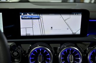 Mercedes-Benz CLA MERCEDES-BENZ   220 D DCT Shooting Brake
