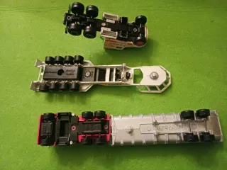 Lotto 5 Camioncini Giocattolo Majorette