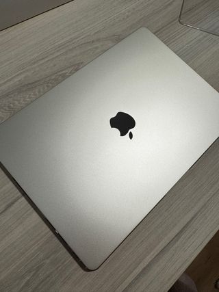 MacBook Air 15" M2 | 16GB RAM | 1TB SSD 48 CICLOS