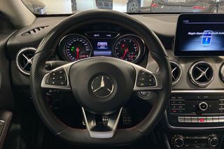 Mercedes CLA MERCEDES-BENZ  CLA 200