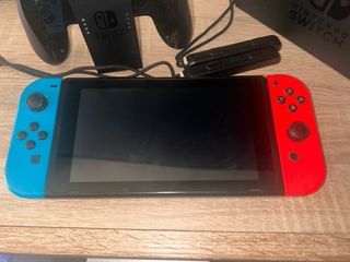 Nintendo Switch Azul y Rojo