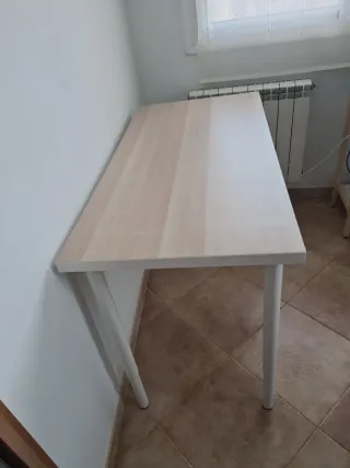 Mesa escritorio Ikea madera y metal
