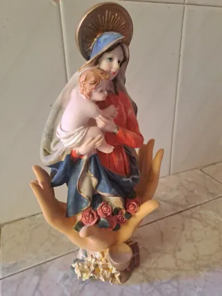Figura Virgen María con Niño