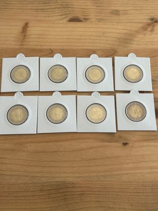 Lote 8 monedas de 2 euros Italia sin circular
