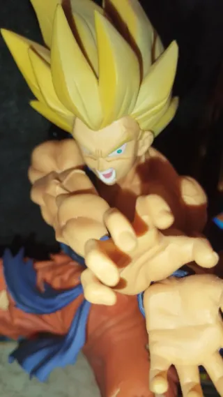Figura Goku Banpresto Legends
