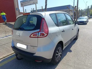Renault Scenic 1.5 DCI