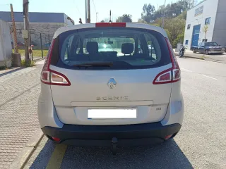 Renault Scenic 1.5 DCI