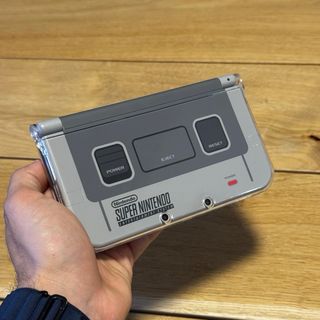New Nintendo 3DS XL Edición  Super Nintendo SNES
