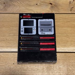 New Nintendo 3DS XL Edición  Super Nintendo SNES