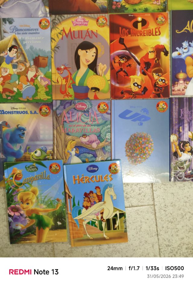 libros Disney, 6 € unidad o lote 90€
