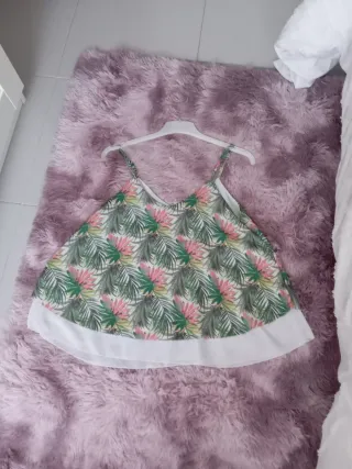 Camiseta tirantes estampada floral talla 38