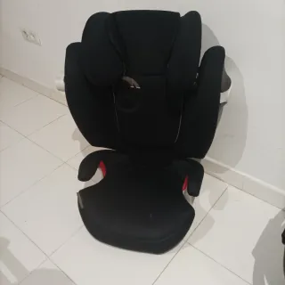 Silla de coche negra