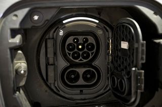 Mercedes EQB MERCEDES-BENZ   300 4MATIC