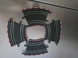 4 Curvas peraltadas y 3 quesitos Carrera GO