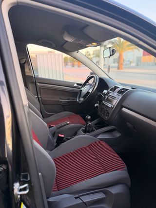 Volkswagen Golf 2007