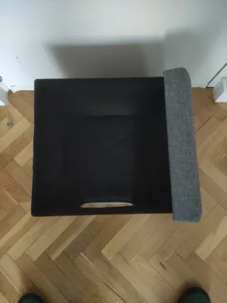 Taburete casita para gatos gris