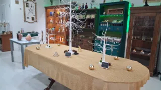 Mesa de madera grande + 6 sillas