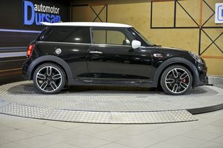 MINI Cooper   JOHN COOPER WORKS