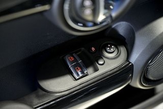 MINI Cooper   JOHN COOPER WORKS