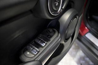 MINI Cooper   ONE 5 PUERTAS