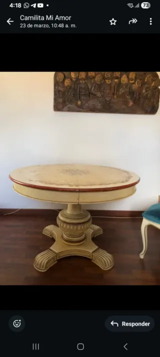 Mesa extensible beige y roja