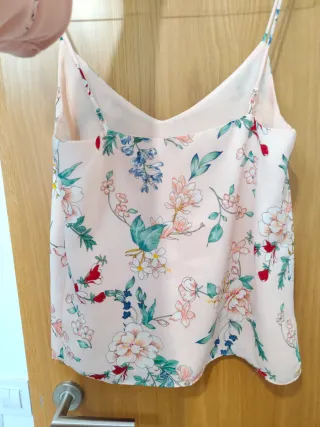 Blusa tirantes floral Pimkie Talla S